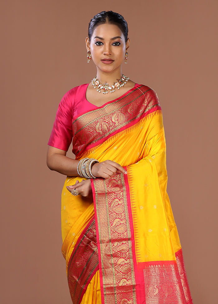 Yellow Handloom Kanjivaram Pure Silk Saree With Blouse Piece