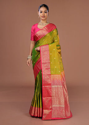 Green Handloom Kanjivaram Pure Silk Saree With Blouse Piece