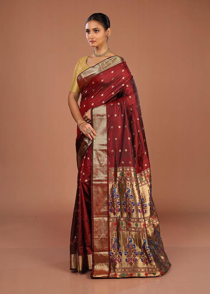 Maroon Handloom Kanjivaram Pure Silk Saree With Blouse Piece