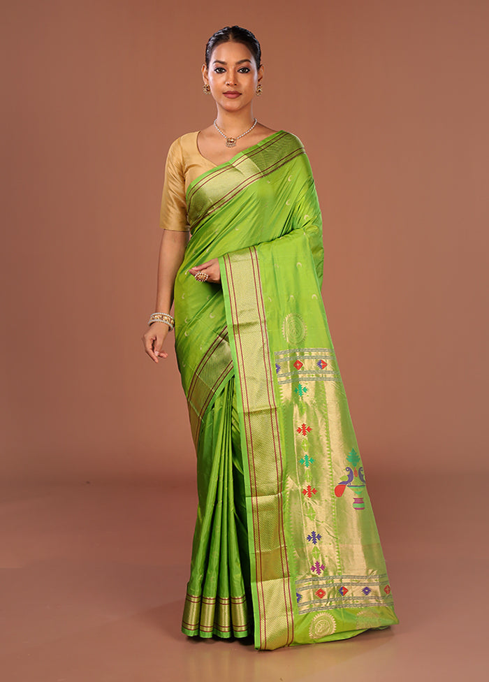 Green Handloom Kanjivaram Pure Silk Saree With Blouse Piece