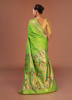 Green Handloom Kanjivaram Pure Silk Saree With Blouse Piece