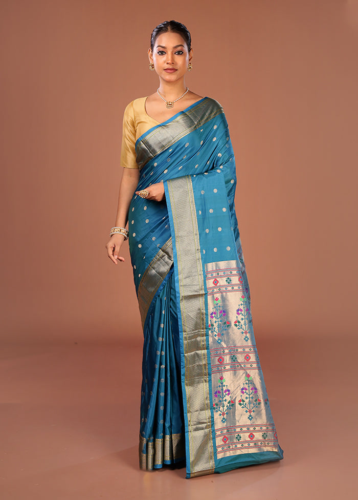 Blue Handloom Kanjivaram Pure Silk Saree With Blouse Piece