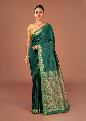 Green Kanjivaram Silk Saree With Blouse Piece