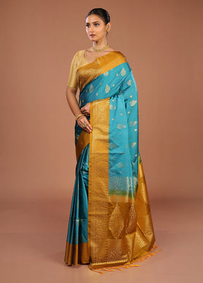 Green Kanjivaram Silk Saree With Blouse Piece