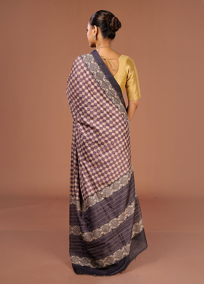 Cream Tussar Silk Saree With Blouse Piece