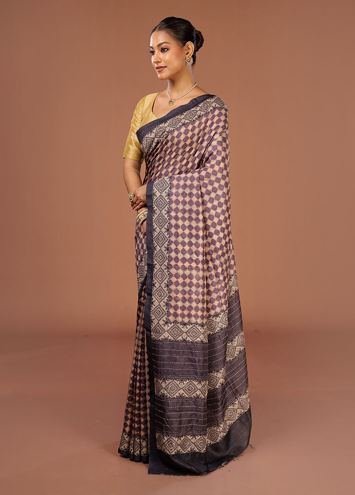 Cream Tussar Silk Saree With Blouse Piece