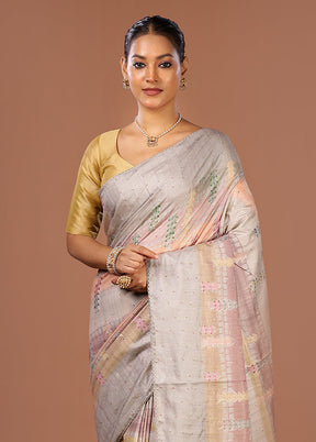 Cream Tussar Silk Saree With Blouse Piece