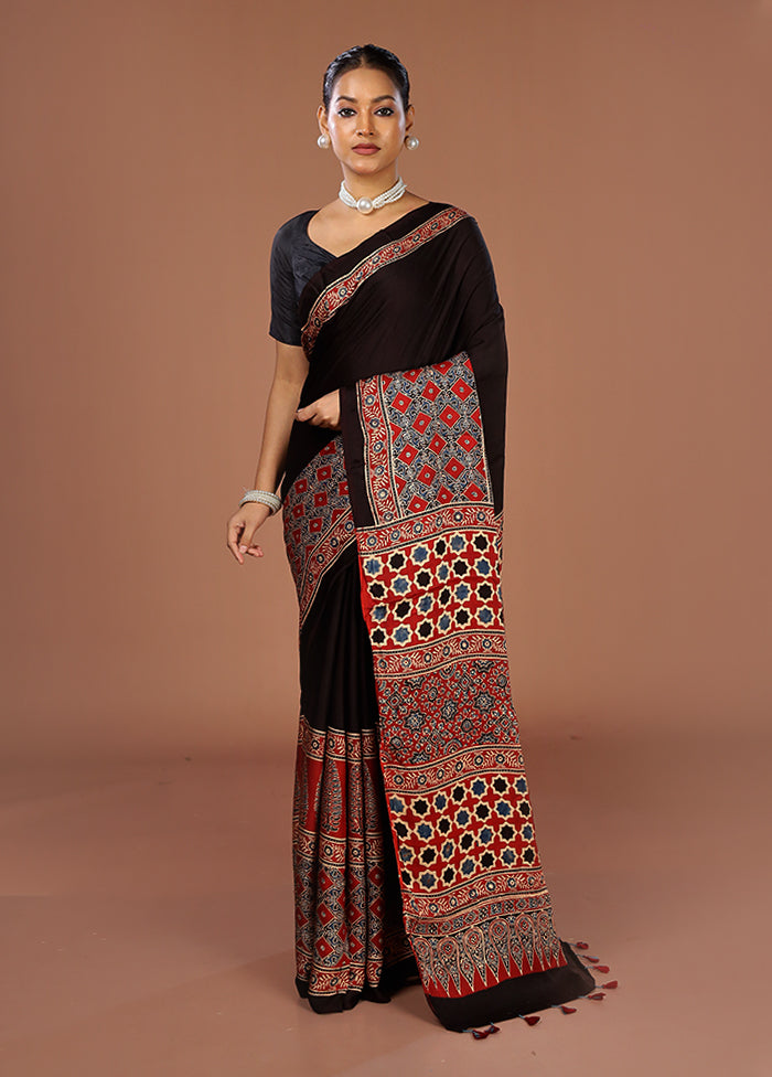 Maroon Printed Pure Silk Saree Without Blouse Piece
