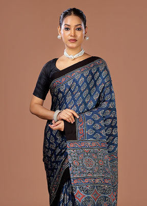 Blue Printed Pure Silk Saree Without Blouse Piece
