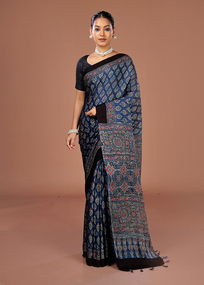 Blue Printed Pure Silk Saree Without Blouse Piece