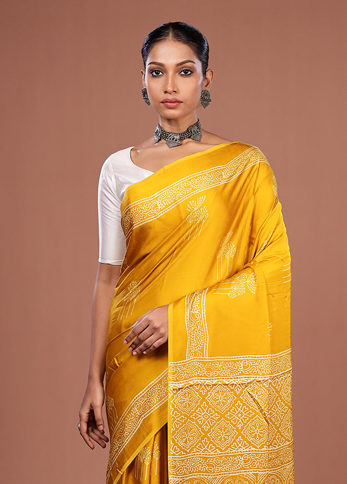 Yellow Printed Pure Silk Saree Without Blouse Piece