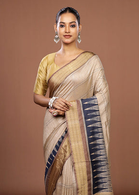 Cream Tussar Silk Saree With Blouse Piece