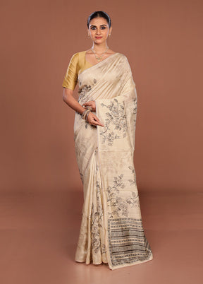 Cream Tussar Silk Saree With Blouse Piece