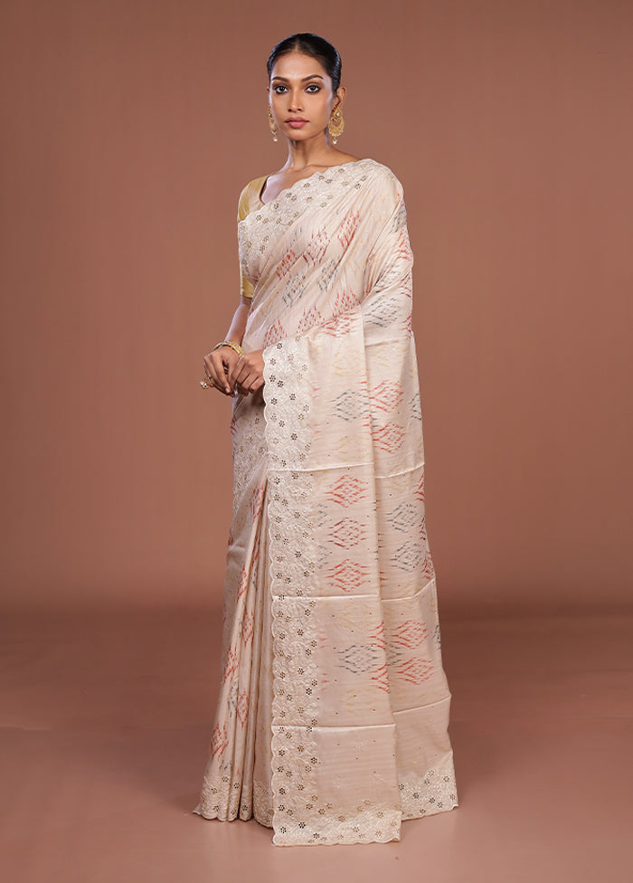 Cream Tussar Silk Saree With Blouse Piece