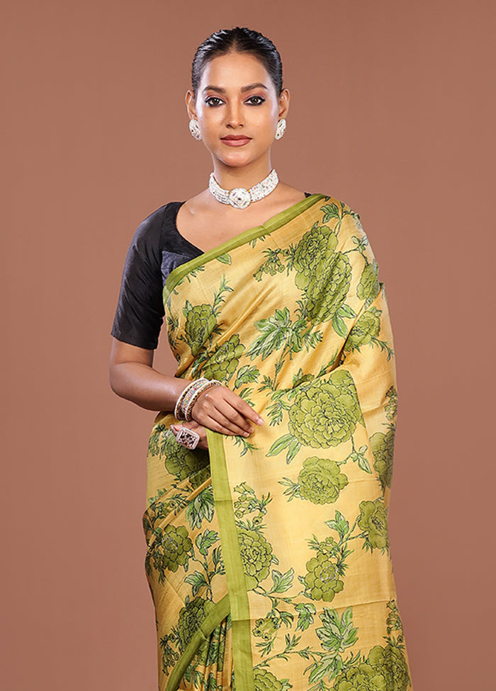 Cream Printed Pure Silk Saree Without Blouse Piece