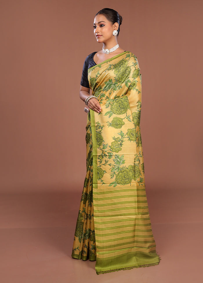 Cream Printed Pure Silk Saree Without Blouse Piece