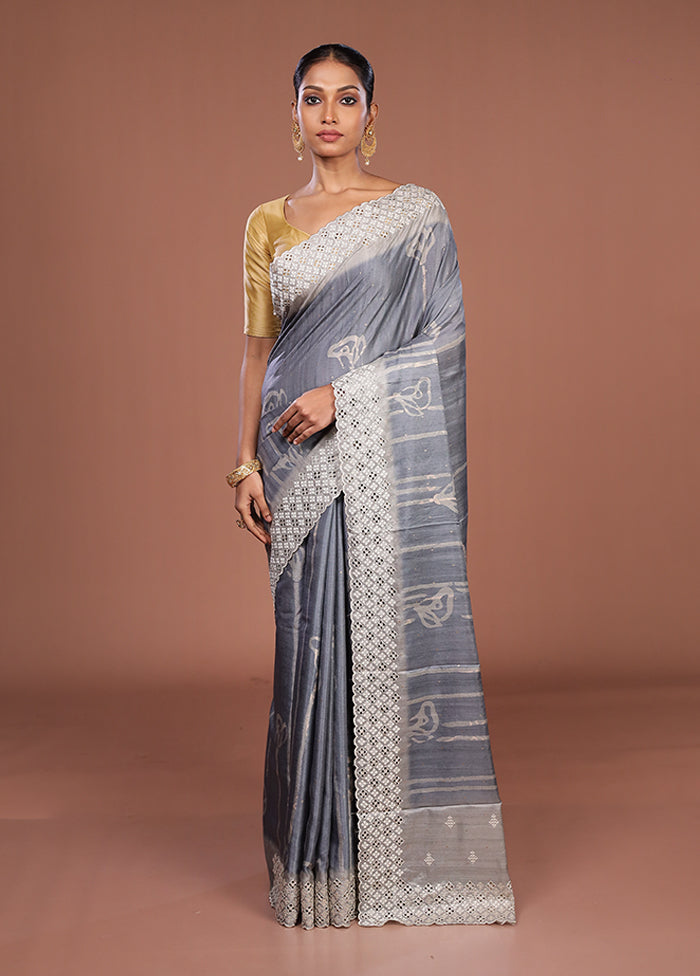 Cream Tussar Silk Saree With Blouse Piece