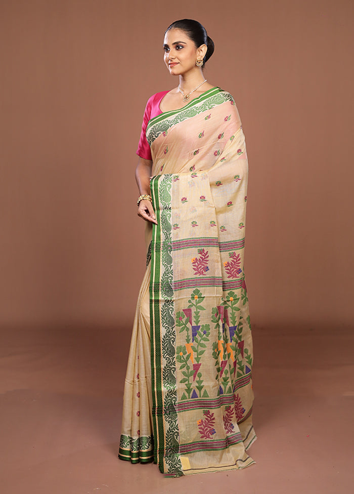 Cream Matka Silk Saree With Blouse Piece