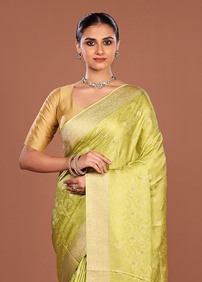 Green Dupion Silk Saree With Blouse Piece