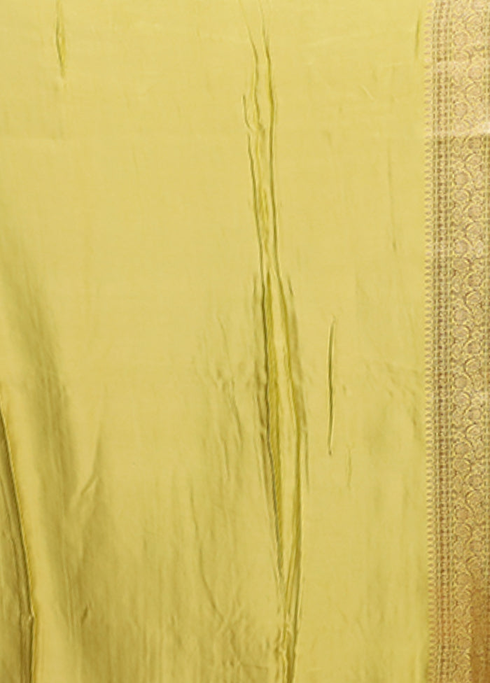 Green Dupion Silk Saree With Blouse Piece