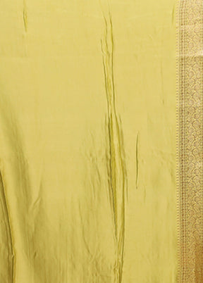 Green Dupion Silk Saree With Blouse Piece