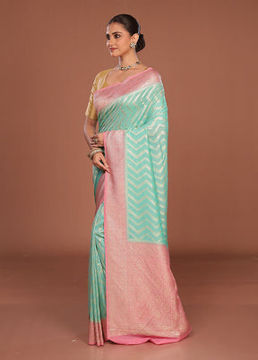 Green Handloom Pure Georgette Saree With Blouse Piece