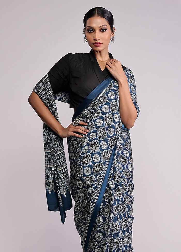 Blue Printed Silk Saree Without Blouse Piece