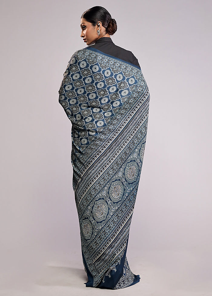 Blue Printed Silk Saree Without Blouse Piece