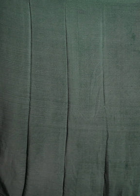 Green Printed Silk Saree Without Blouse Piece