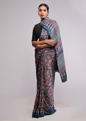 Blue Printed Silk Saree Without Blouse Piece