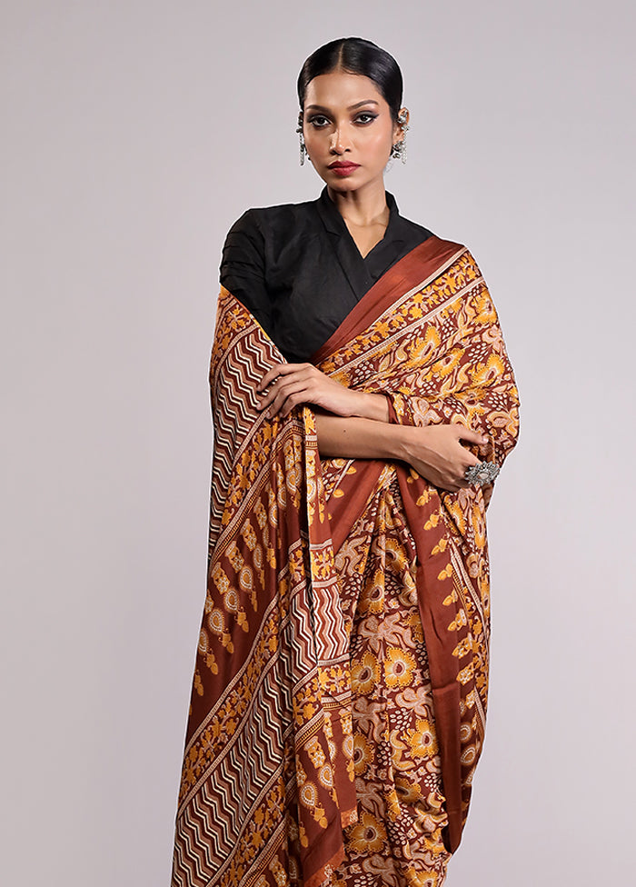 Yellow Printed Silk Saree Without Blouse Piece