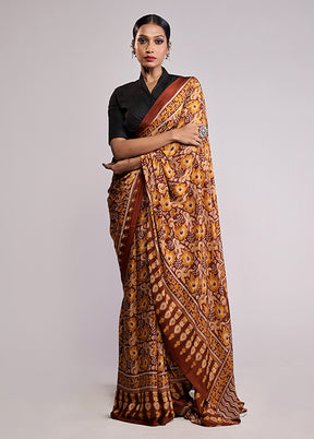 Yellow Printed Silk Saree Without Blouse Piece