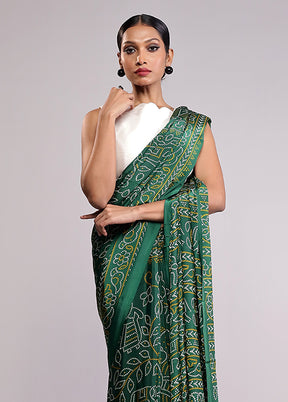 Green Printed Silk Saree Without Blouse Piece