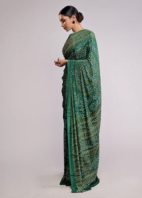 Green Printed Silk Saree Without Blouse Piece