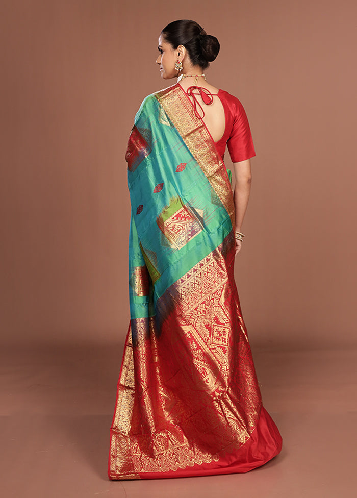 Blue Handloom Kanjivaram Pure Silk Saree With Blouse Piece