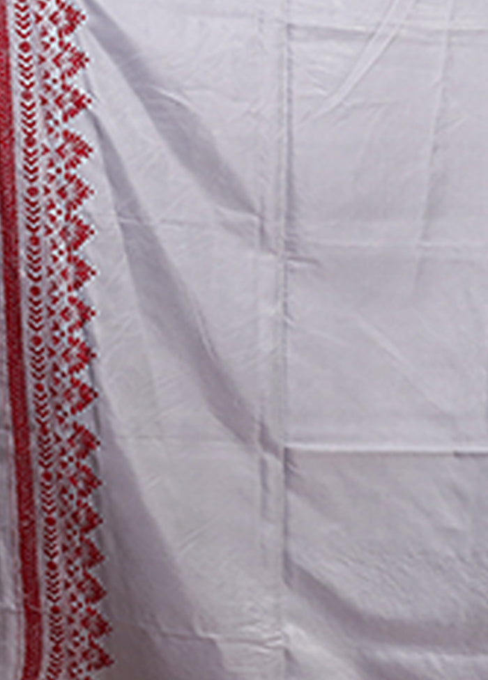 Grey Kantha Stitch Silk Saree With Blouse Piece