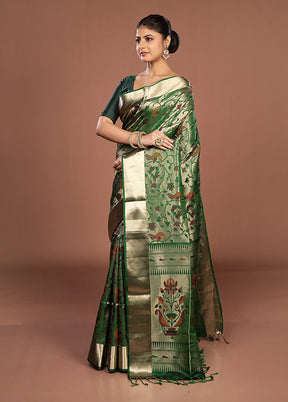 Green Handloom Kanchipuram Pure Silk Saree With Blouse Piece