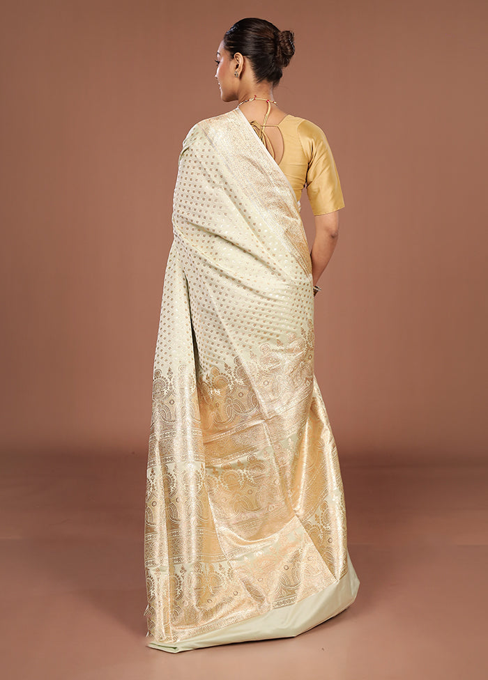 Green Banarasi Silk Saree With Blouse Piece