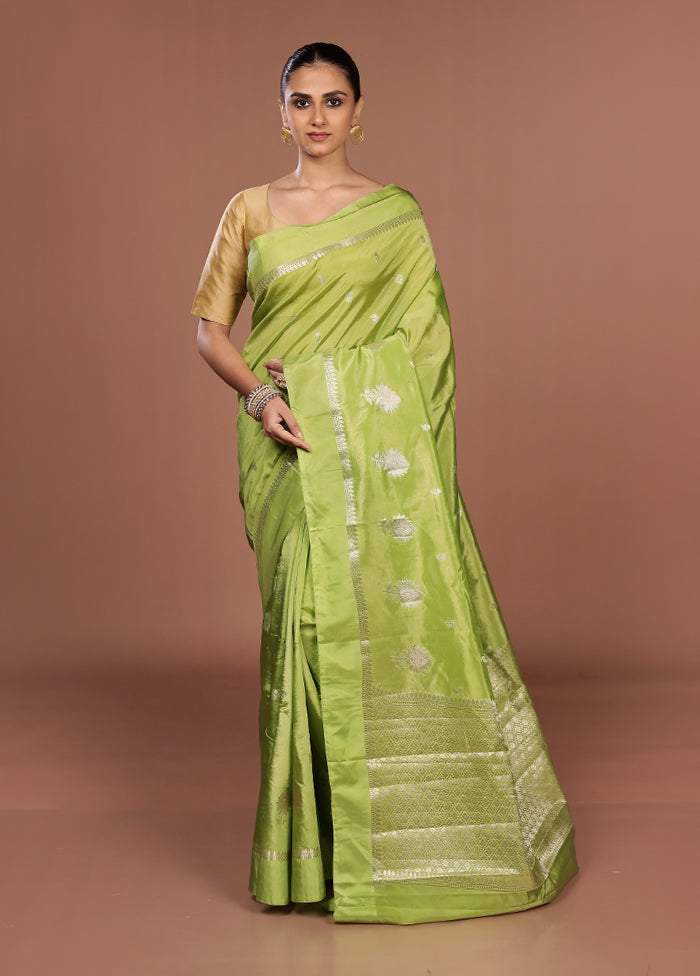 Green Kora Silk Saree With Blouse Piece