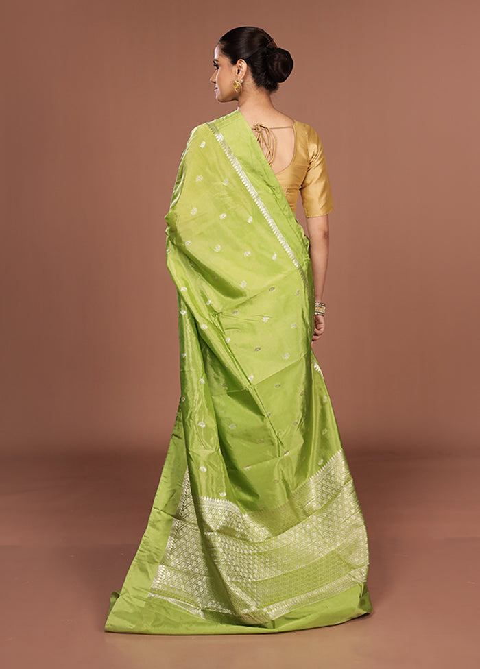 Green Kora Silk Saree With Blouse Piece