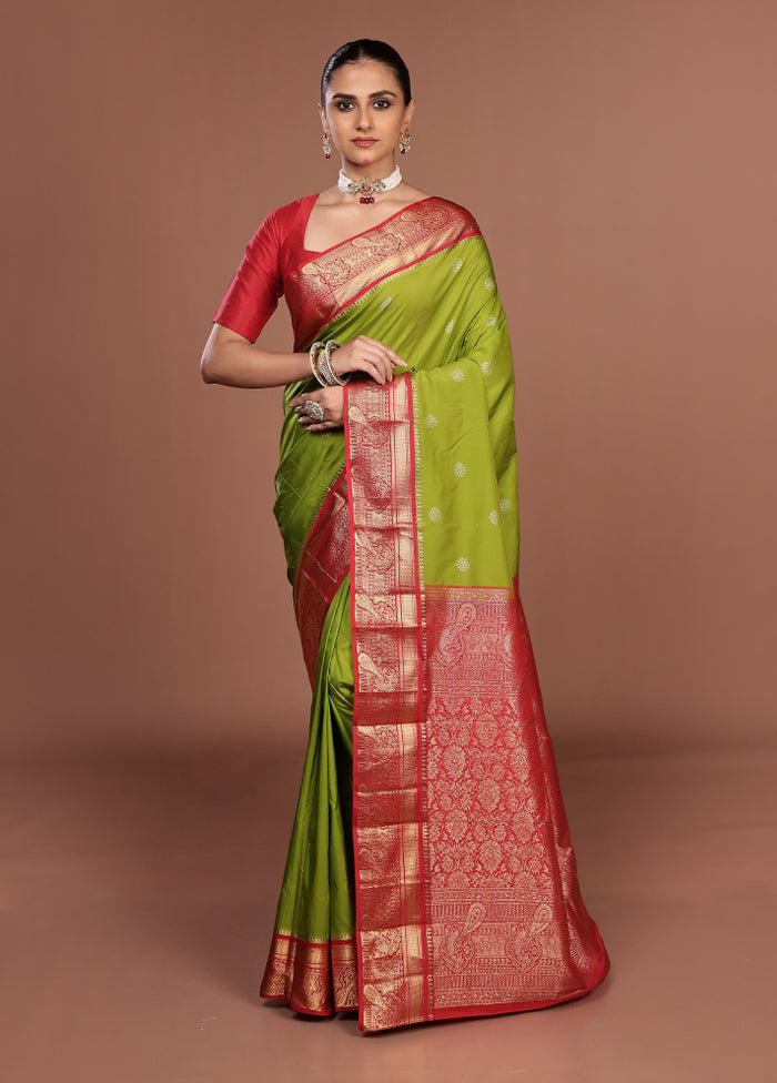 Green Kanjivaram Silk Saree With Blouse Piece