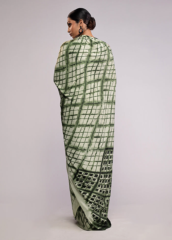 Green Printed Silk Saree Without Blouse Piece