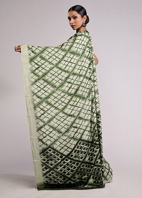 Green Printed Silk Saree Without Blouse Piece