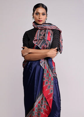 Blue Printed Silk Saree Without Blouse Piece