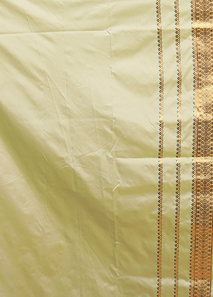 Green Assam Silk Saree With Blouse Piece