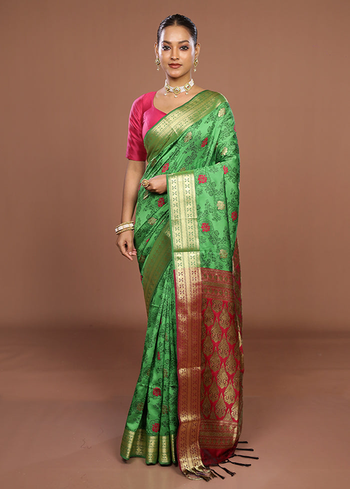 Green Kanjivaram Silk Saree With Blouse Piece