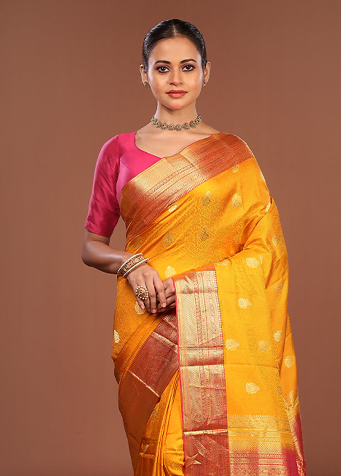 Yellow Handloom Kanchipuram Pure Silk Saree With Blouse Piece