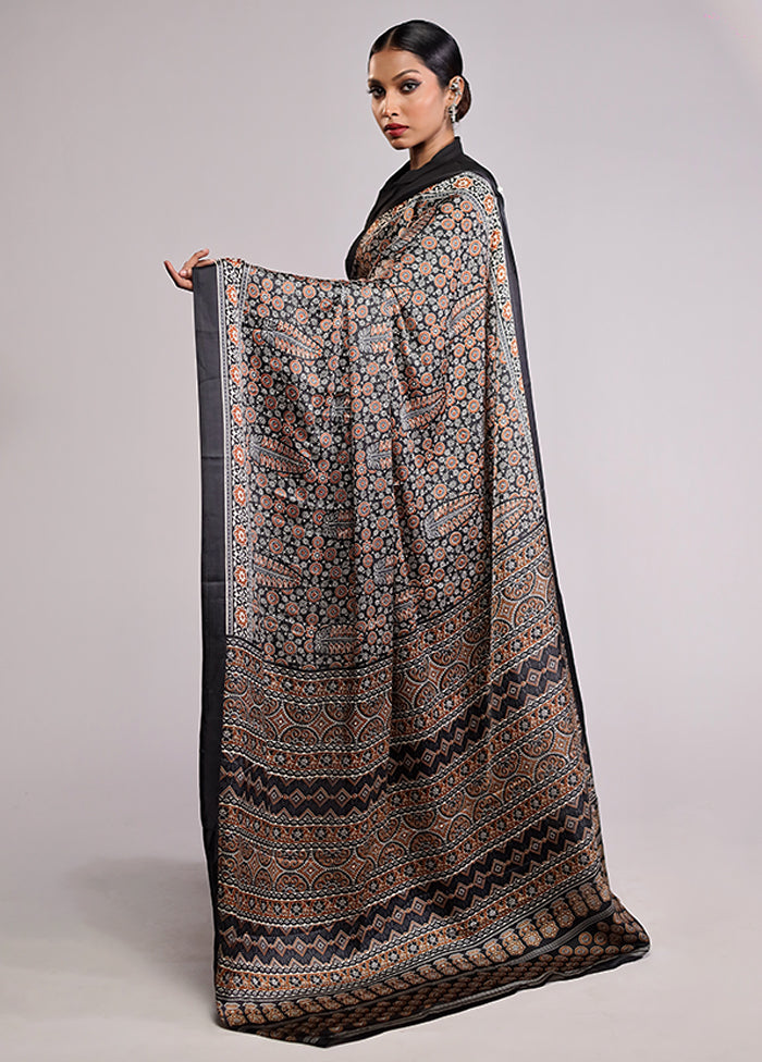 Black Printed Silk Saree Without Blouse Piece