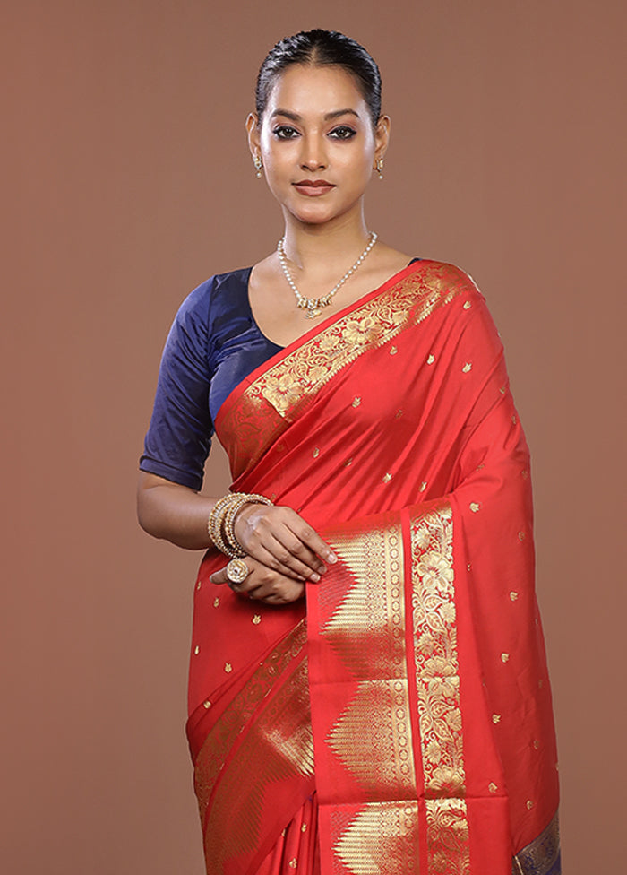 Red Kanjivaram Silk Saree With Blouse Piece