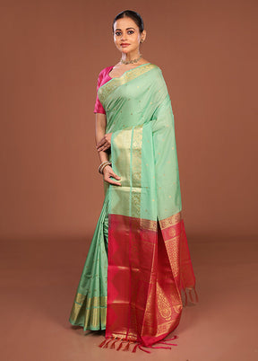 Green Kanjivaram Silk Saree With Blouse Piece